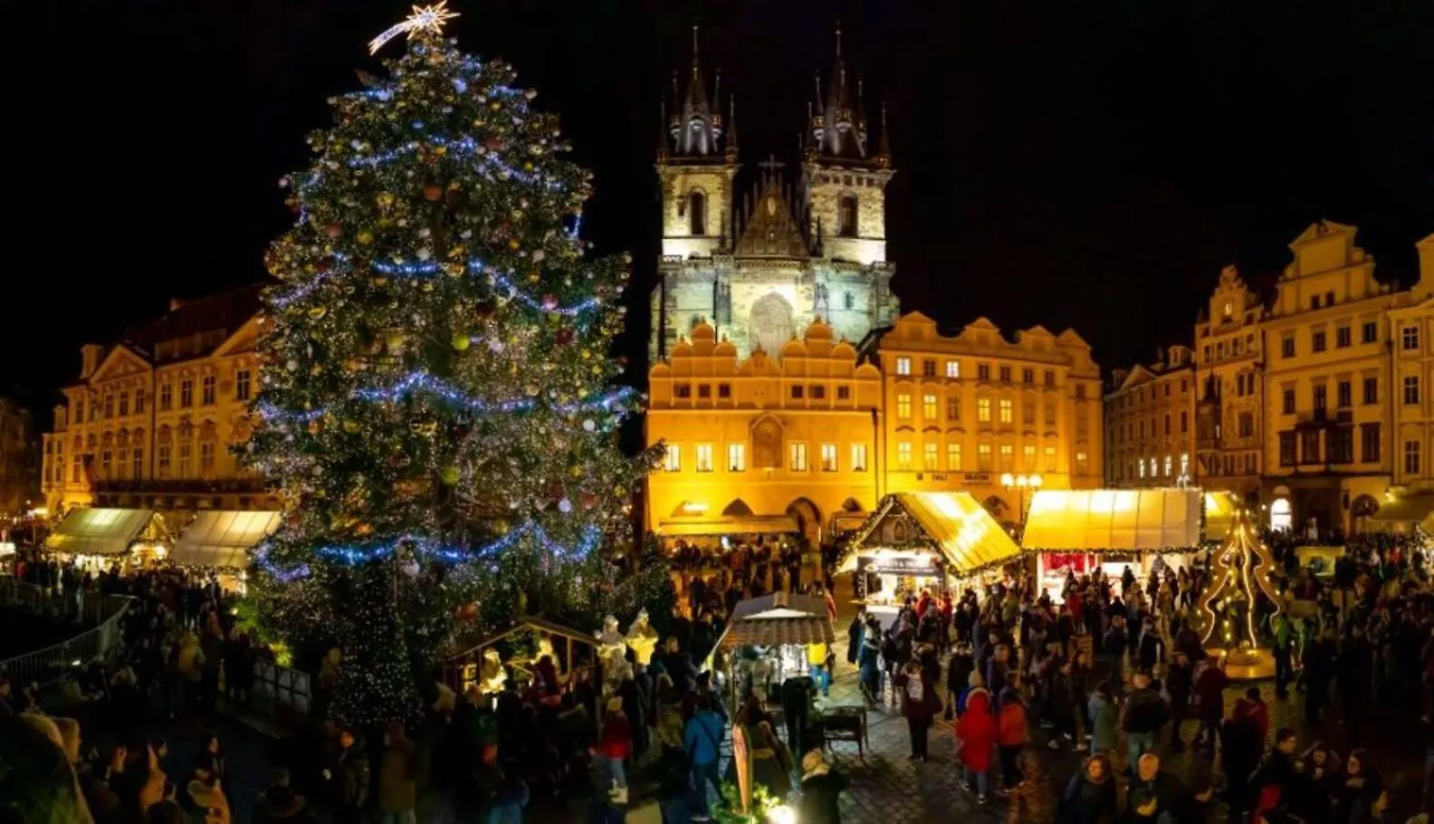 Apartment With Terrace In Prague Center